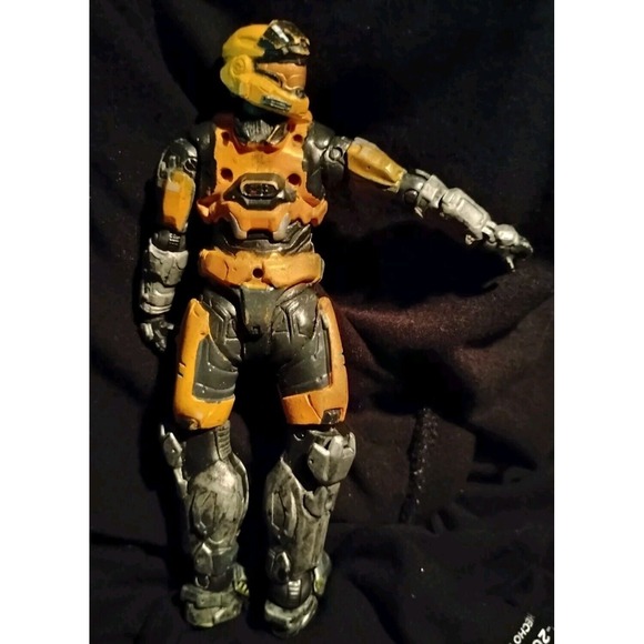 Other - Halo Reach Yellow Spartan Action Figure MARK V -B Ser. 1 McFarlane Toys Poseable